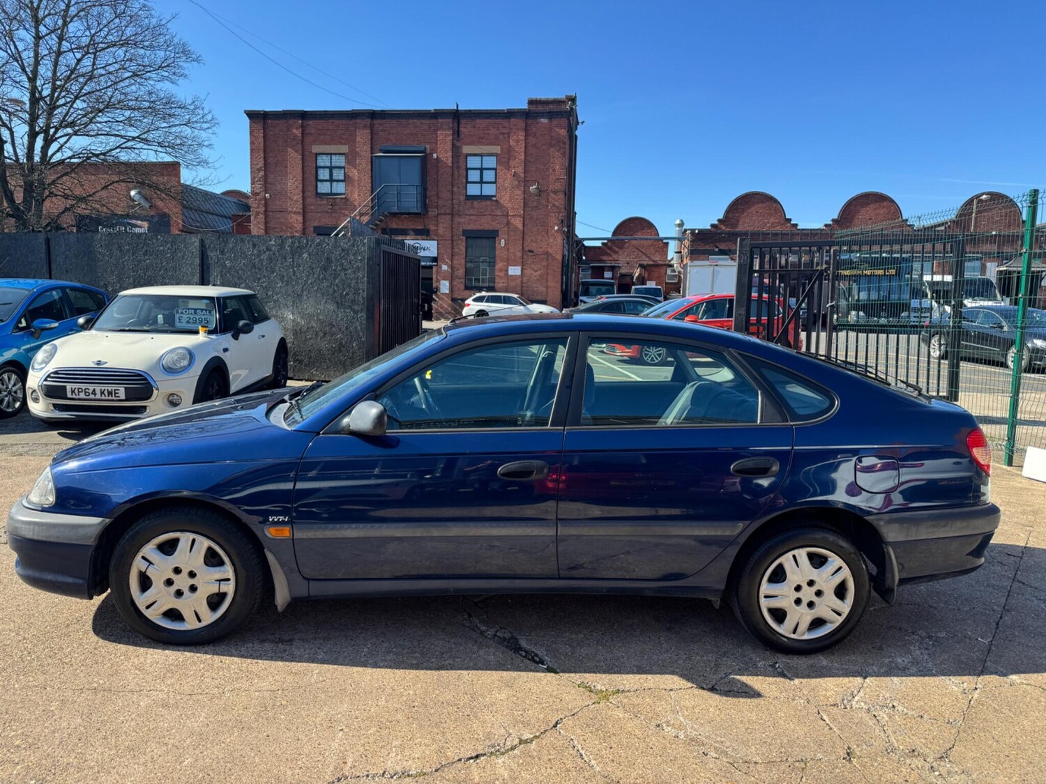 Used Toyota Avensis 2002 for sale - 77939519: Photo 6