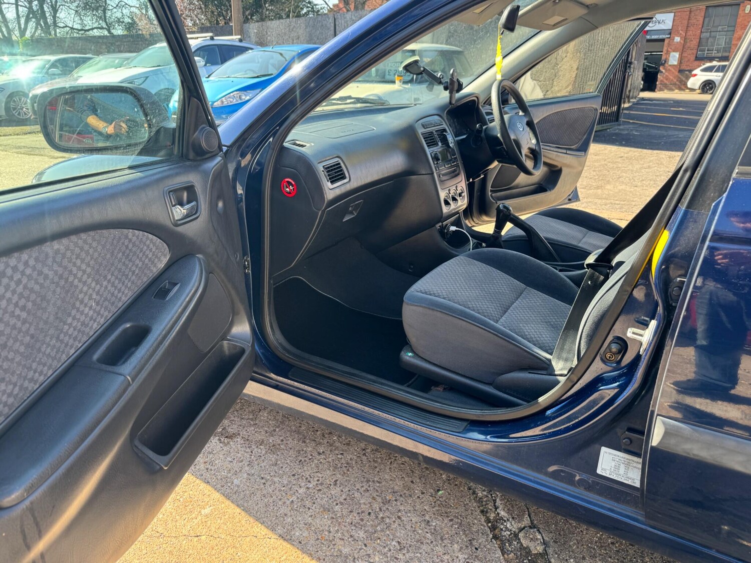 Used Toyota Avensis 2002 for sale - 77939519: Photo 9