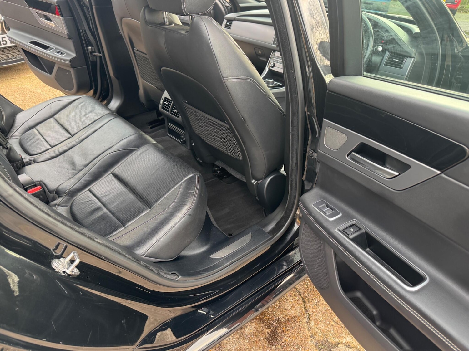 Used Jaguar XF 2017 for sale - 77683778: Photo 15