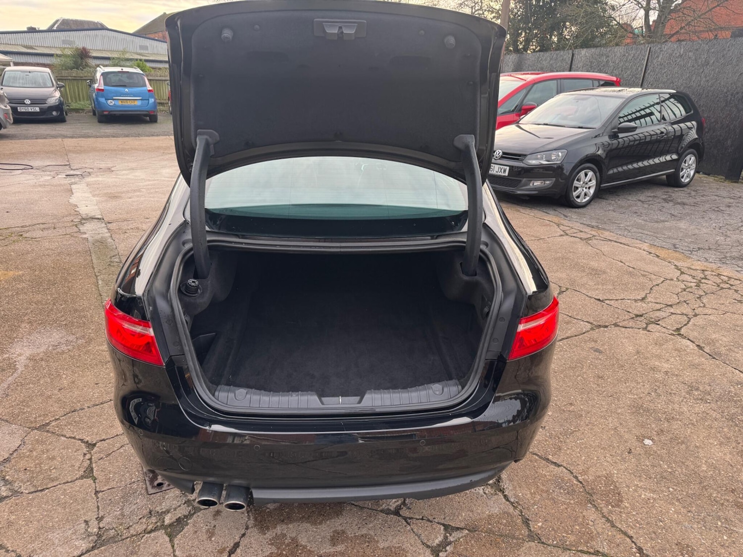 Used Jaguar XF 2017 for sale - 77683778: Photo 21