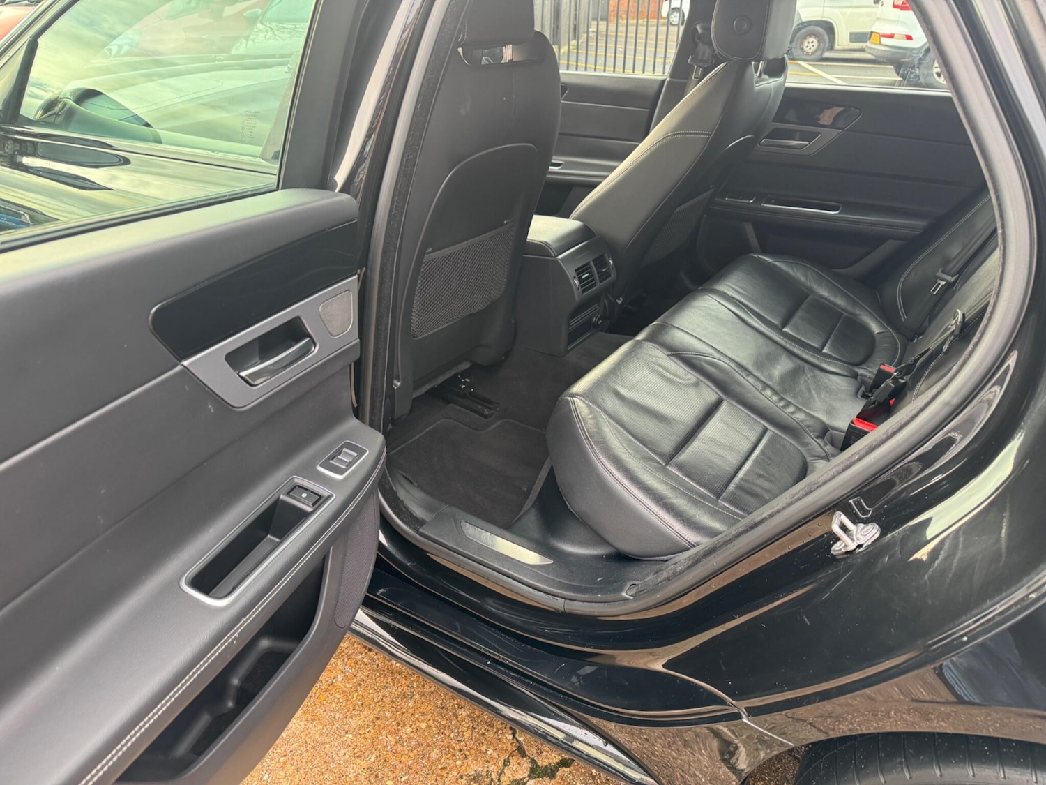 Used Jaguar XF 2017 for sale - 77683778: Photo 22