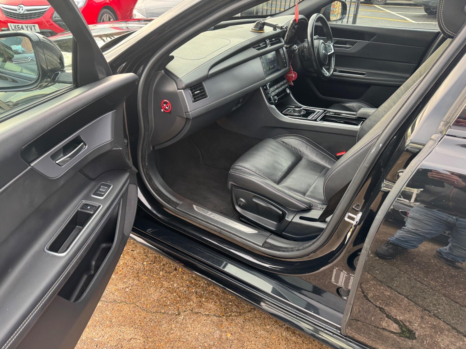 Used Jaguar XF 2017 for sale - 77683778: Photo 23