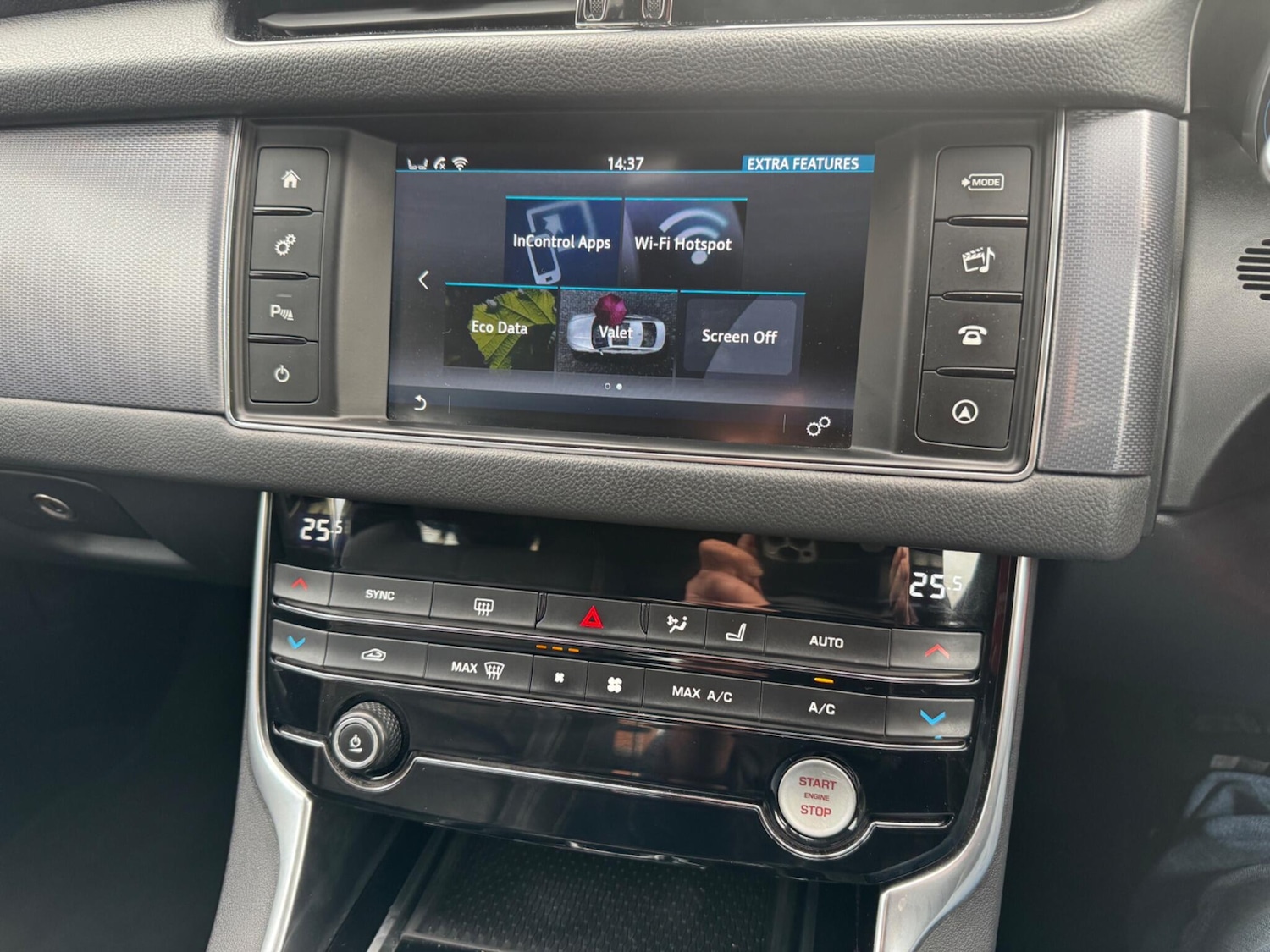 Used Jaguar XF 2017 for sale - 77683778: Photo 26