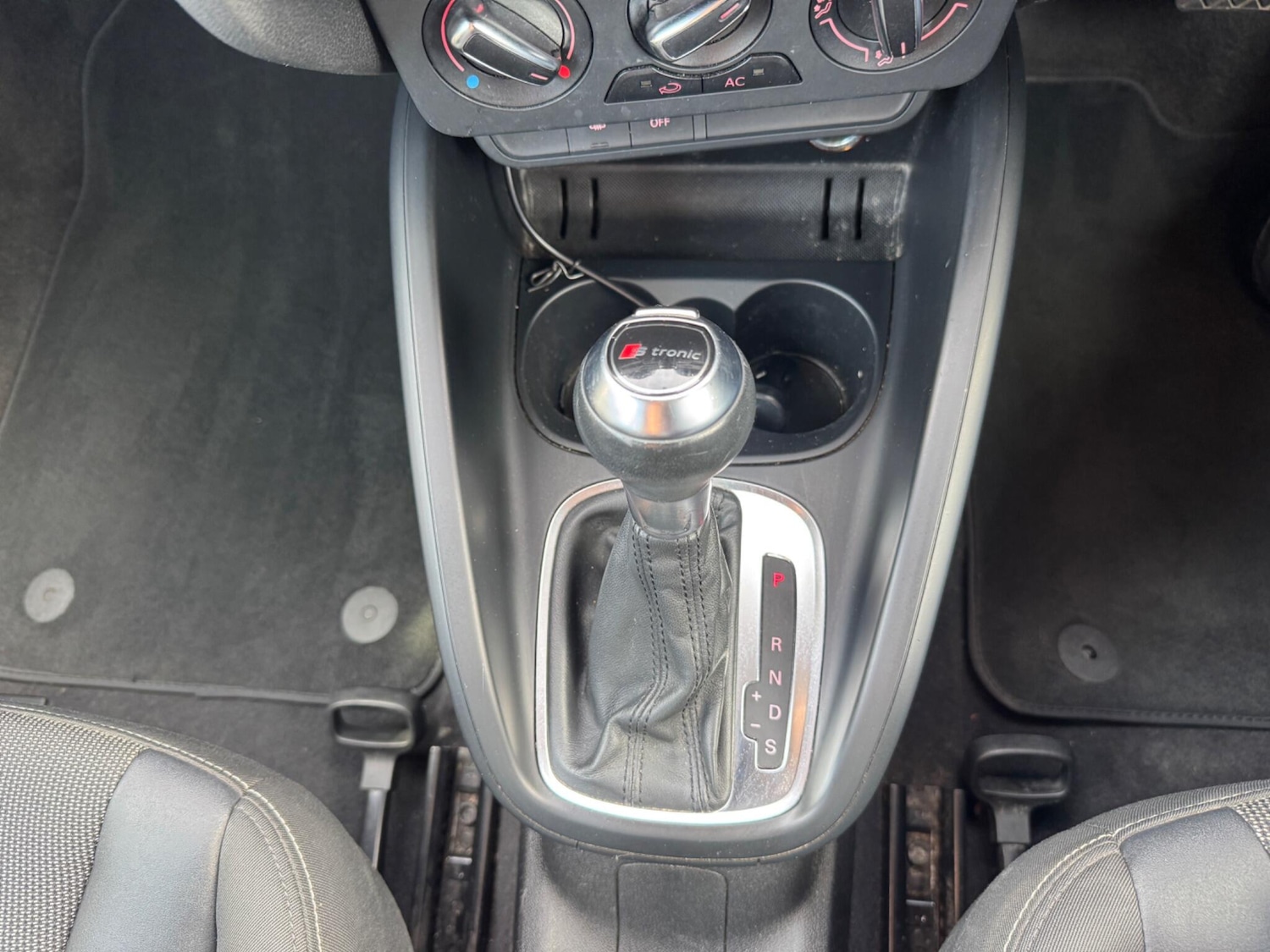 Used Audi A1 2011 for sale - 78127611: Photo 17