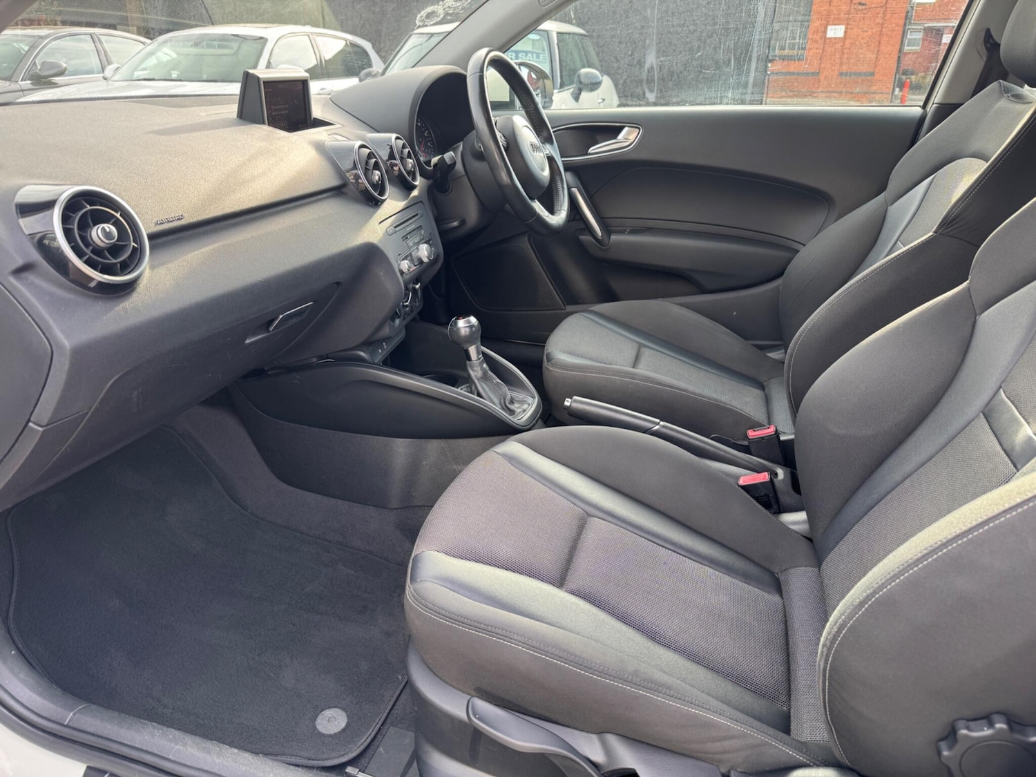 Used Audi A1 2011 for sale - 78127611: Photo 32