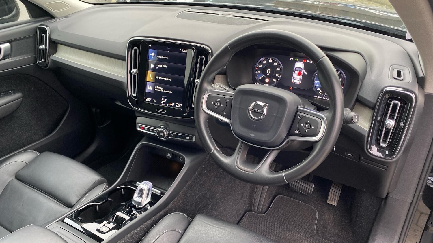 Used Volvo XC40 2019 for sale - 77060249: Photo 38