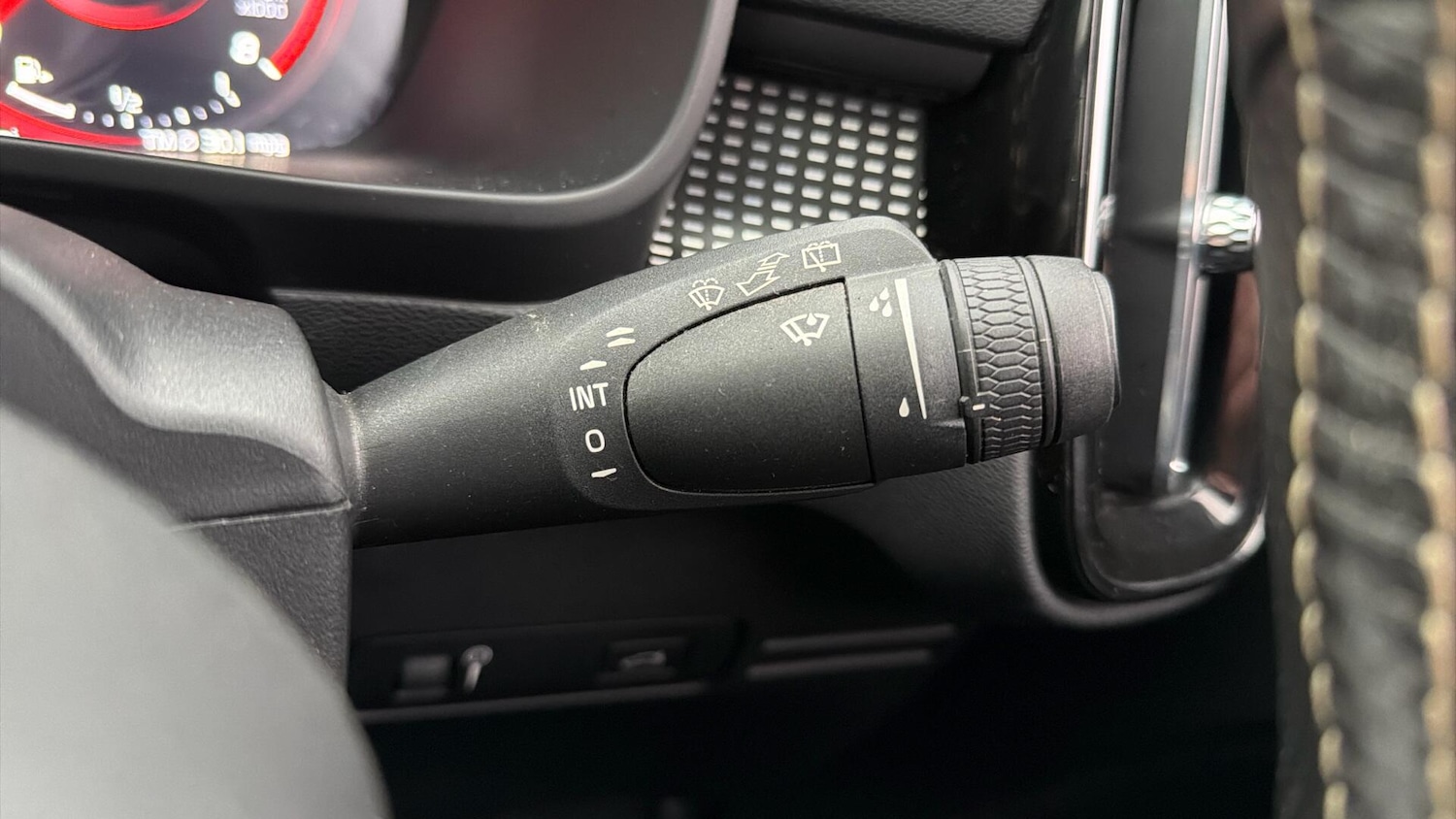 Used Volvo XC40 2020 for sale - 77060438: Photo 23