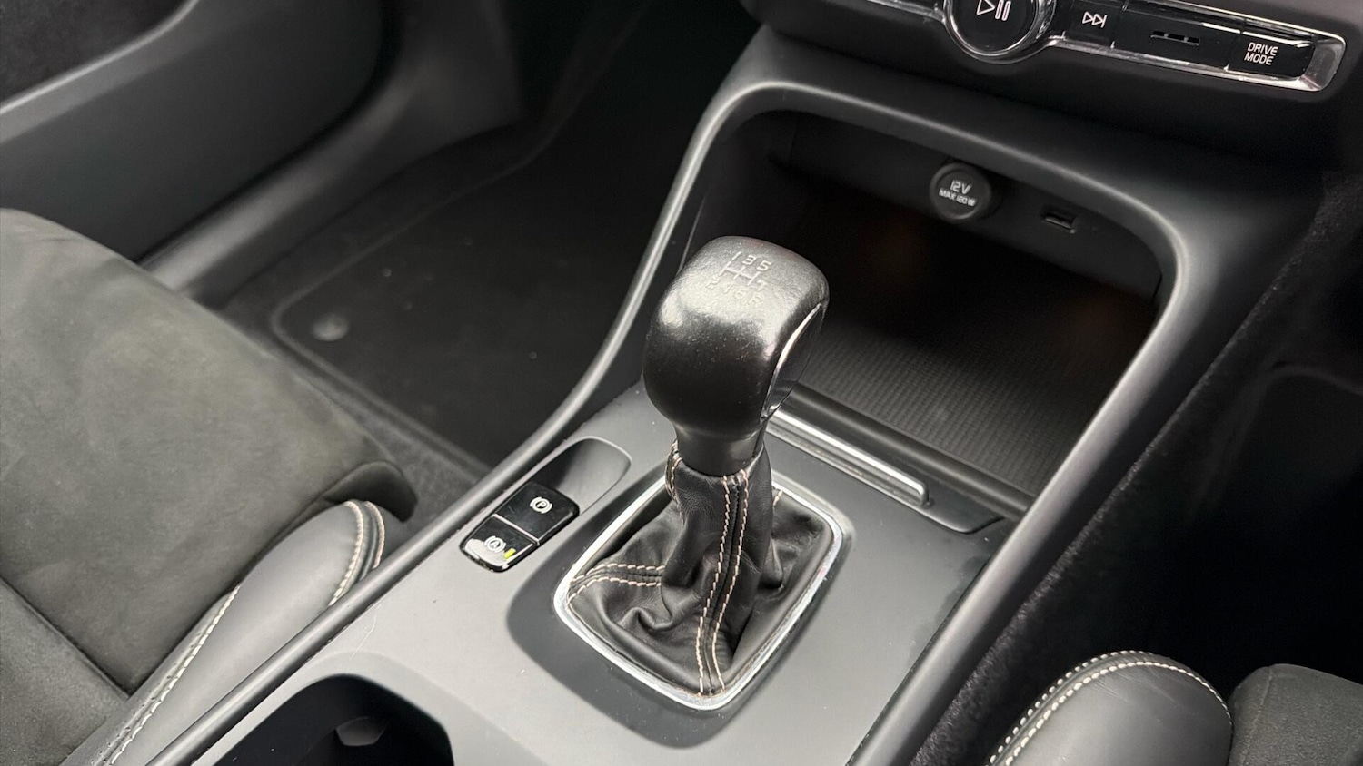 Used Volvo XC40 2020 for sale - 77060438: Photo 26