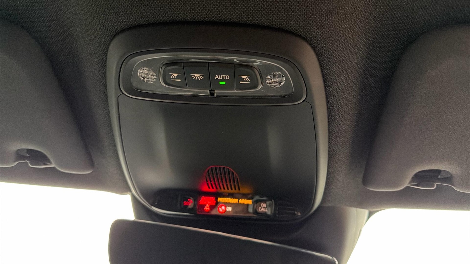 Used Volvo XC40 2020 for sale - 77060438: Photo 28