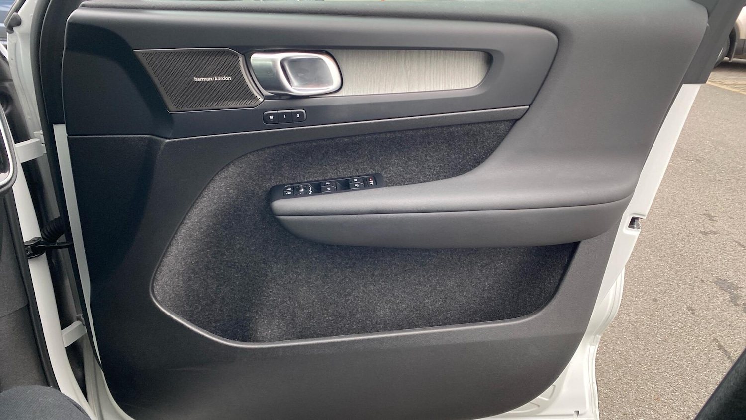 Used Volvo XC40 2025 for sale - 77101691: Photo 26