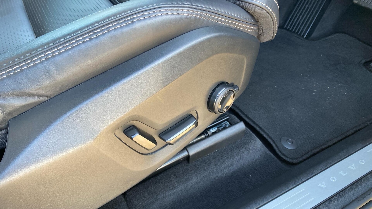 Used Volvo XC60 2024 for sale - 76612863: Photo 31