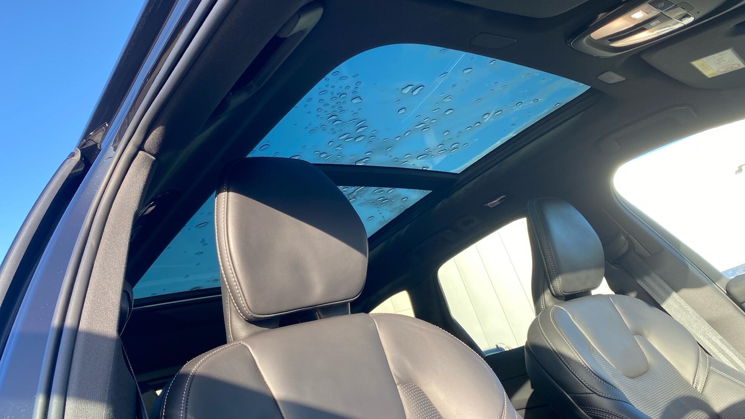 Used Volvo XC60 2024 for sale - 76612863: Photo 32