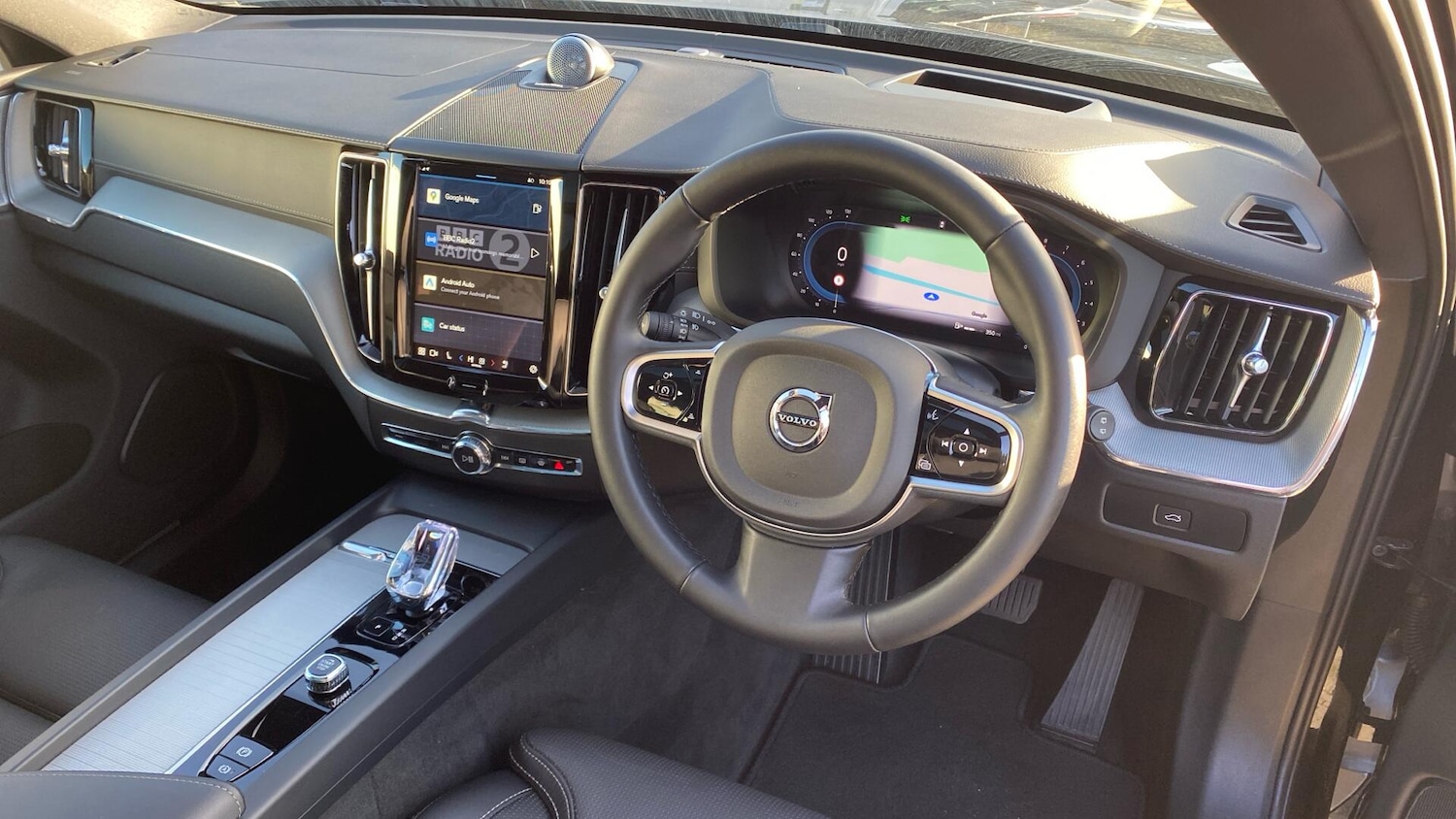 Used Volvo XC60 2024 for sale - 76612863: Photo 5