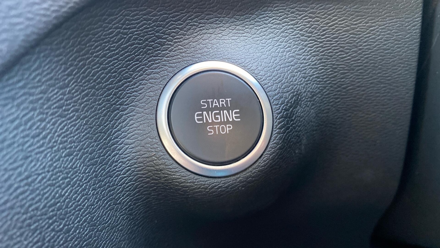 Used Volvo XC40 2023 for sale - 78086111: Photo 27