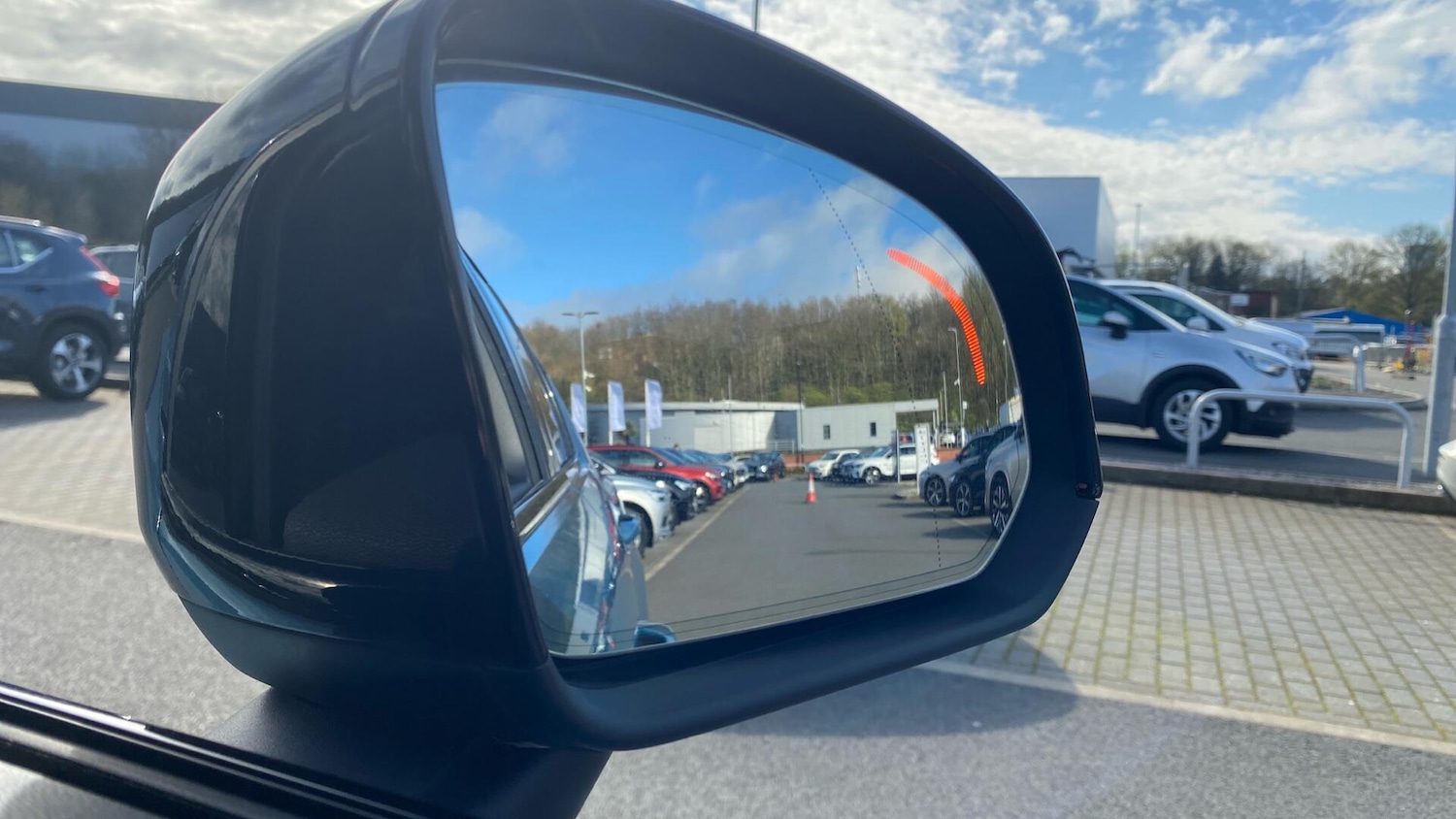 Used Volvo XC40 2023 for sale - 78086111: Photo 32