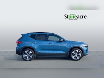 Used Volvo XC40 2023 for sale - 78086111: Photo