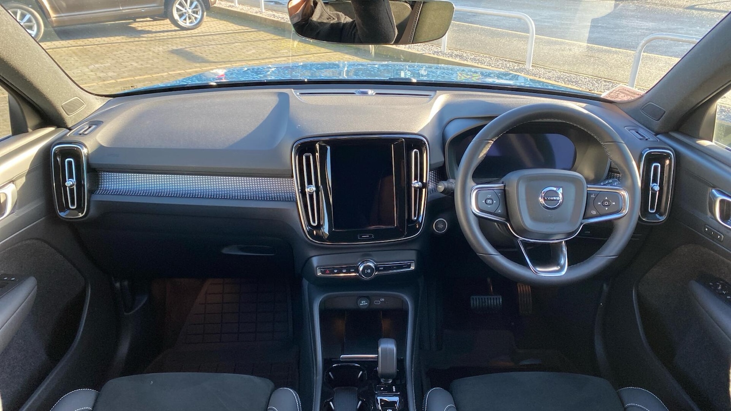 Used Volvo XC40 2022 for sale - 77163476: Photo 11