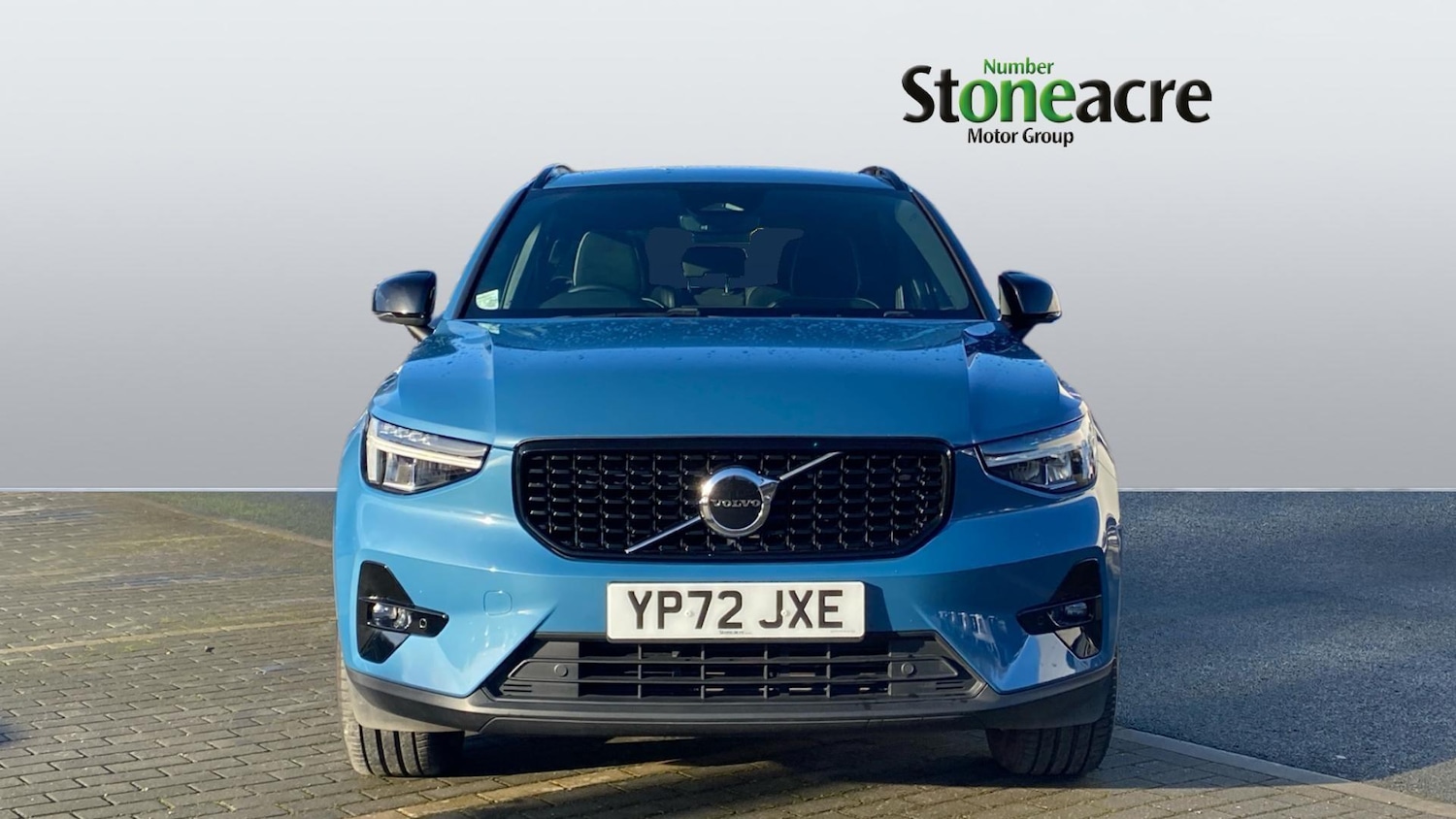 Used Volvo XC40 2022 for sale - 77163476: Photo 2