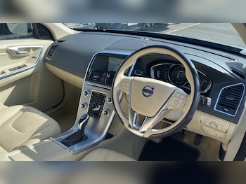 Used Volvo XC60 2016 for sale - 78348479: Photo