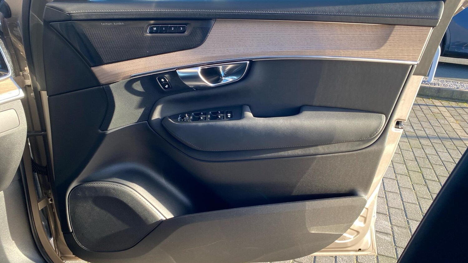 Used Volvo XC90 for sale - 77768641: Photo 29