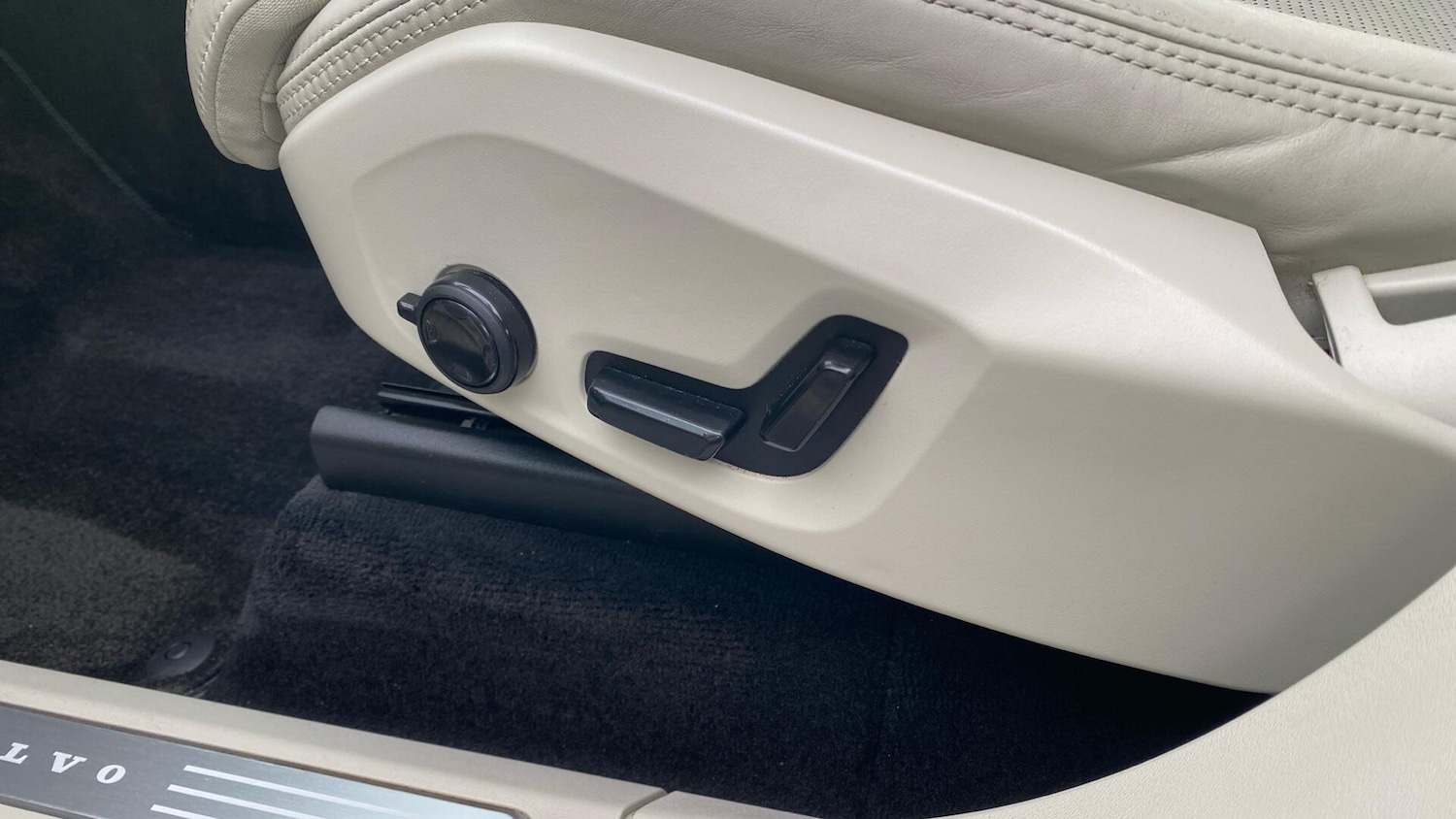 Used Volvo XC90 2021 for sale - 76633729: Photo 39