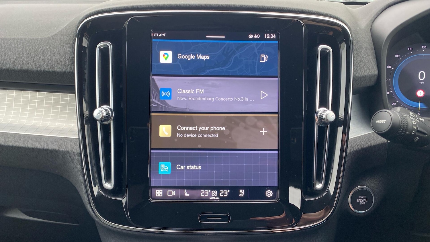 Used Volvo XC40 2023 for sale - 77266702: Photo 28