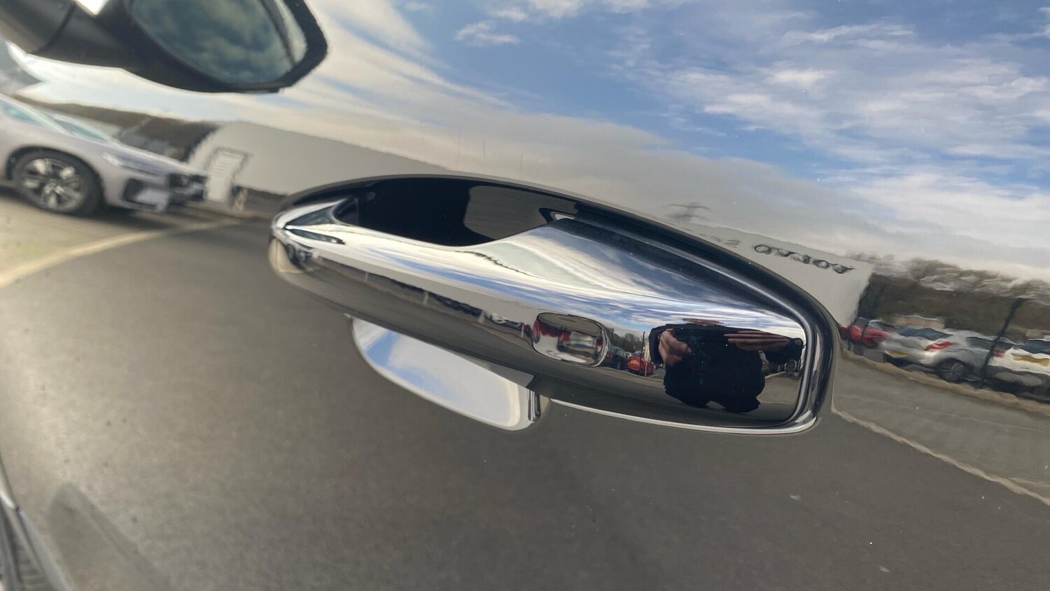 Used Volvo XC40 2022 for sale - 78147772: Photo 37