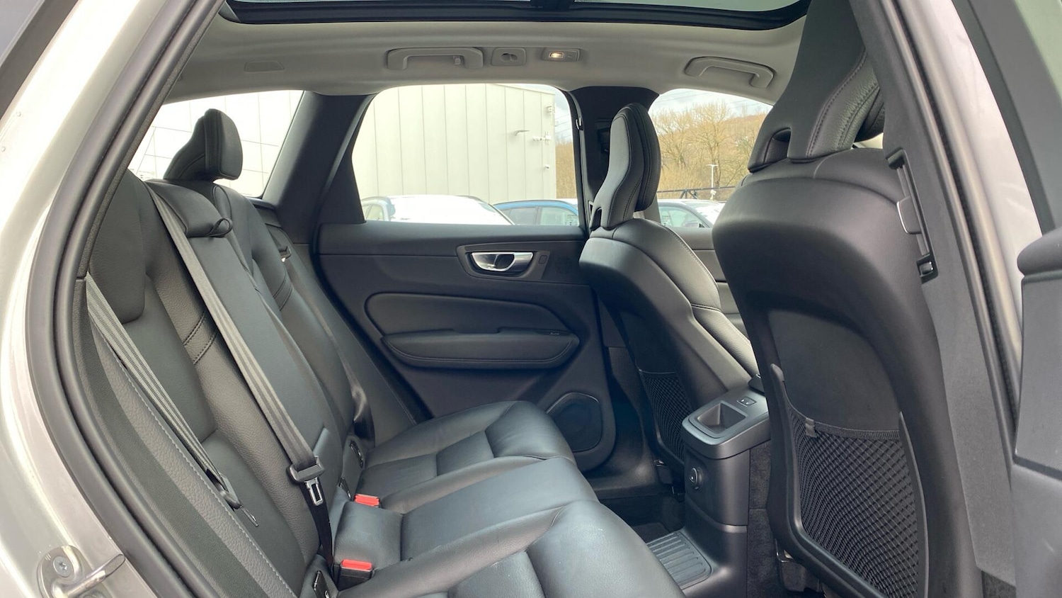 Used Volvo XC60 2023 for sale - 77162991: Photo 14