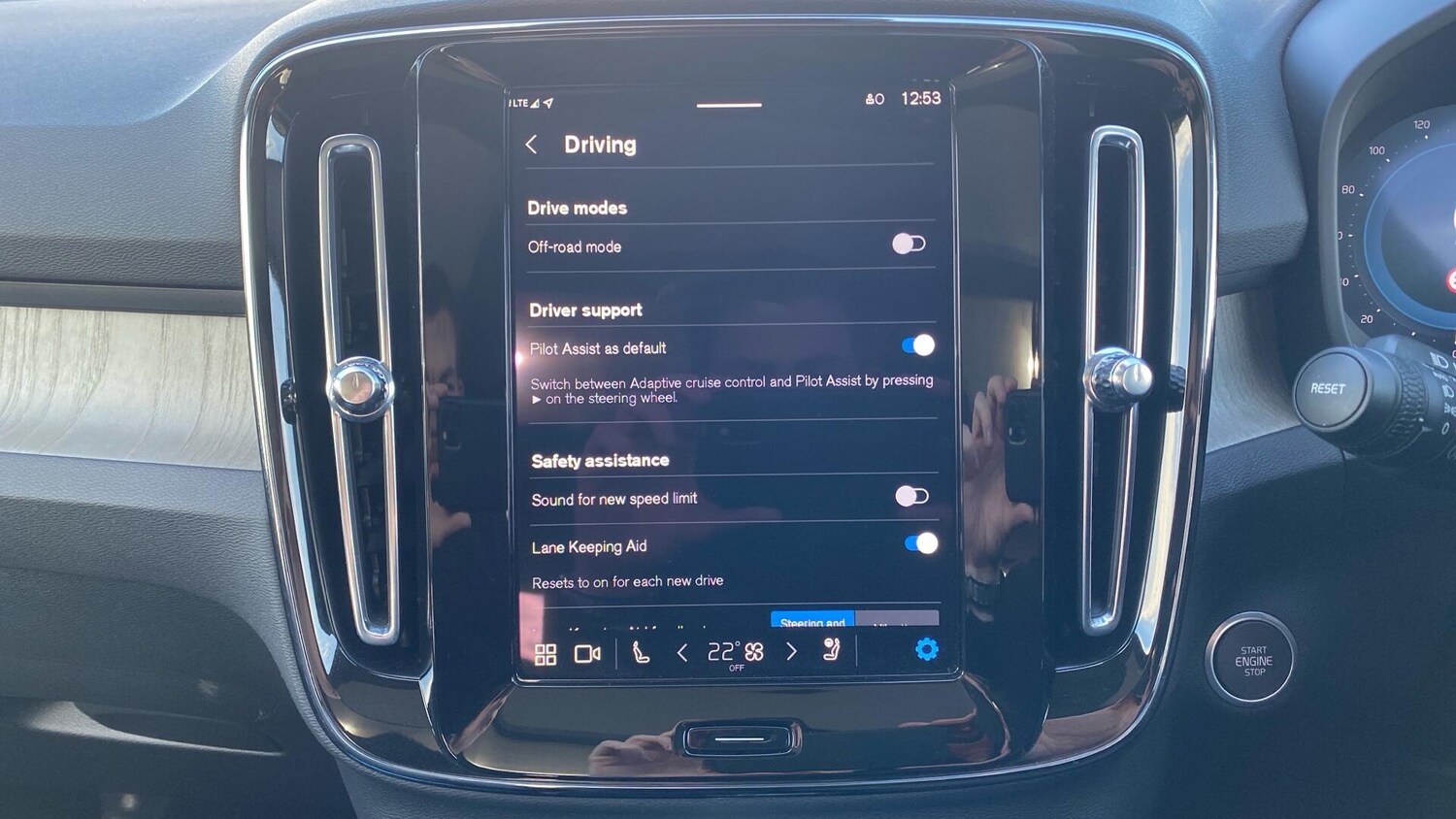 Used Volvo XC40 2024 for sale - 76370870: Photo 18