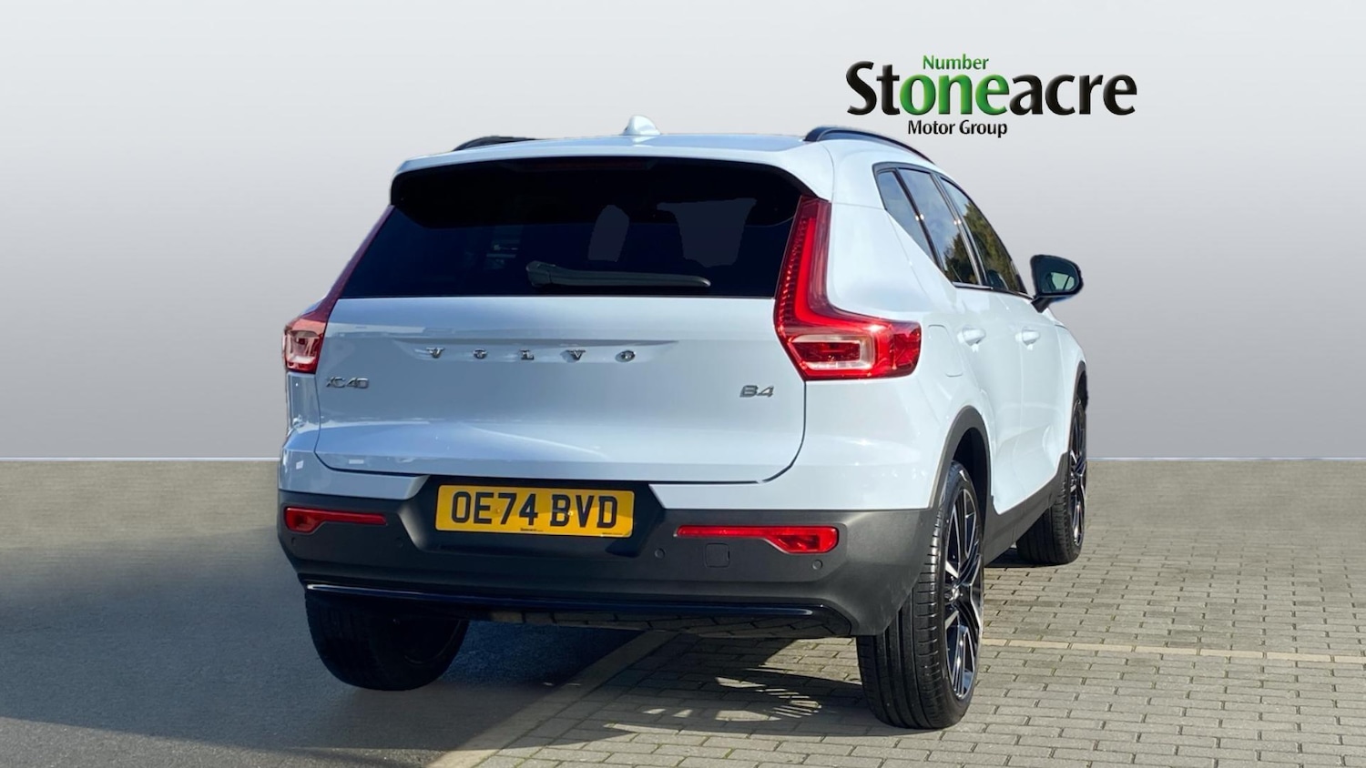 Used Volvo XC40 2024 for sale - 76370870: Photo 2