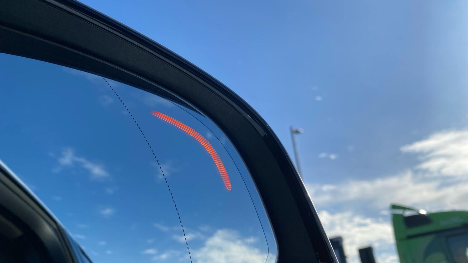 Used Volvo XC40 2024 for sale - 76370870: Photo 31