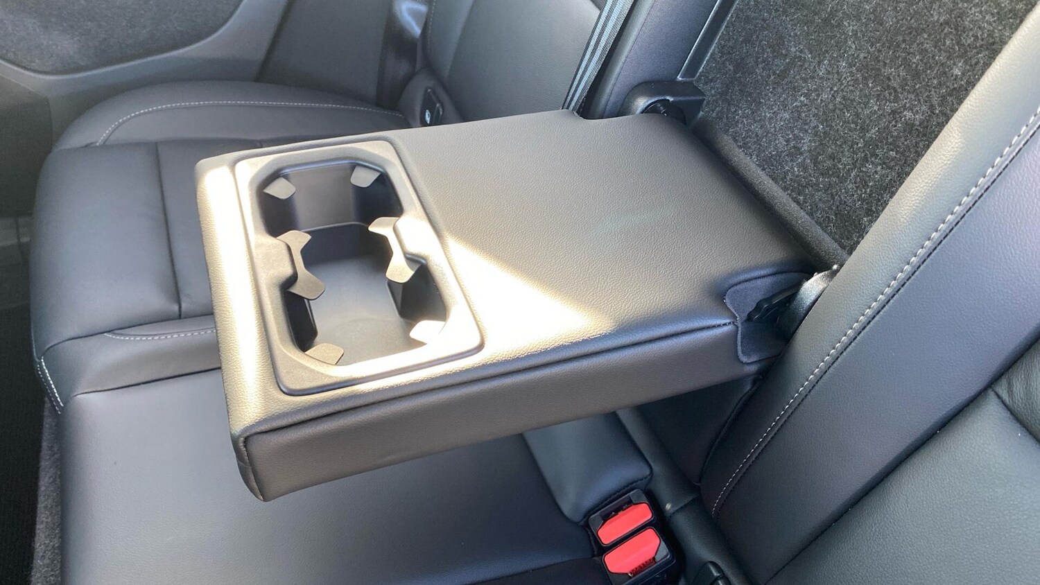 Used Volvo XC40 2024 for sale - 76370870: Photo 33