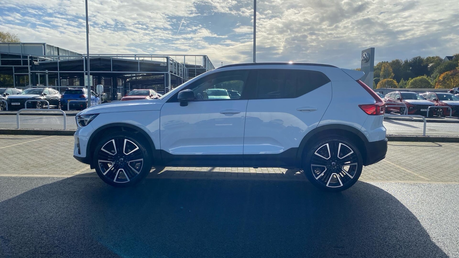 Used Volvo XC40 2024 for sale - 76370870: Photo 36