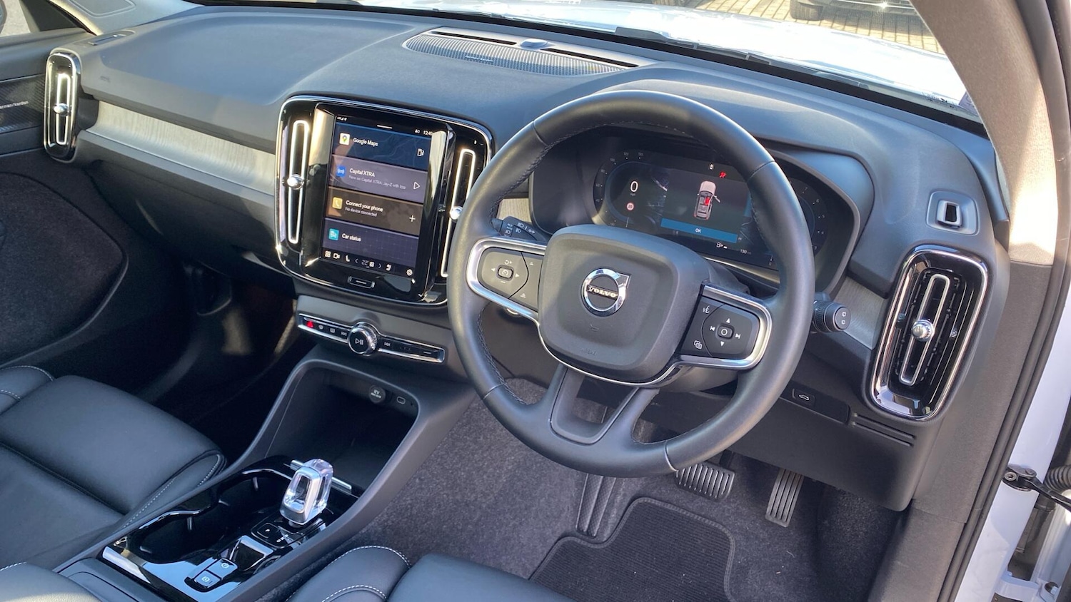 Used Volvo XC40 2024 for sale - 76370870: Photo 4