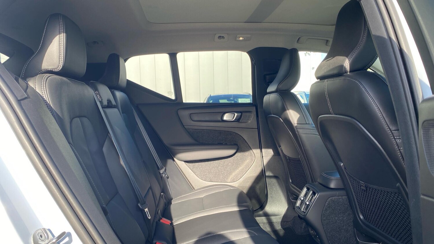 Used Volvo XC40 2024 for sale - 76370870: Photo 6