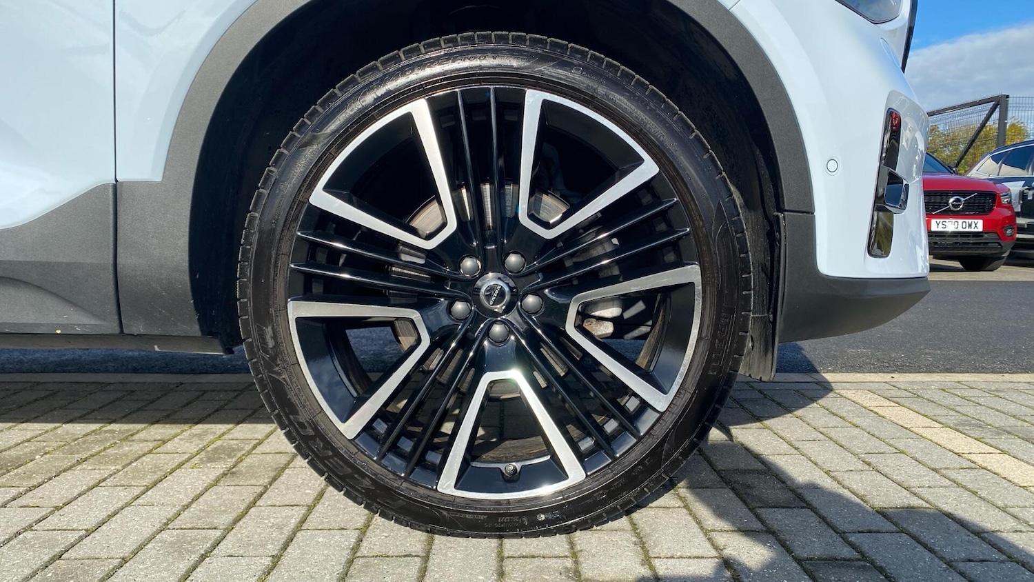 Used Volvo XC40 2024 for sale - 76370870: Photo 9