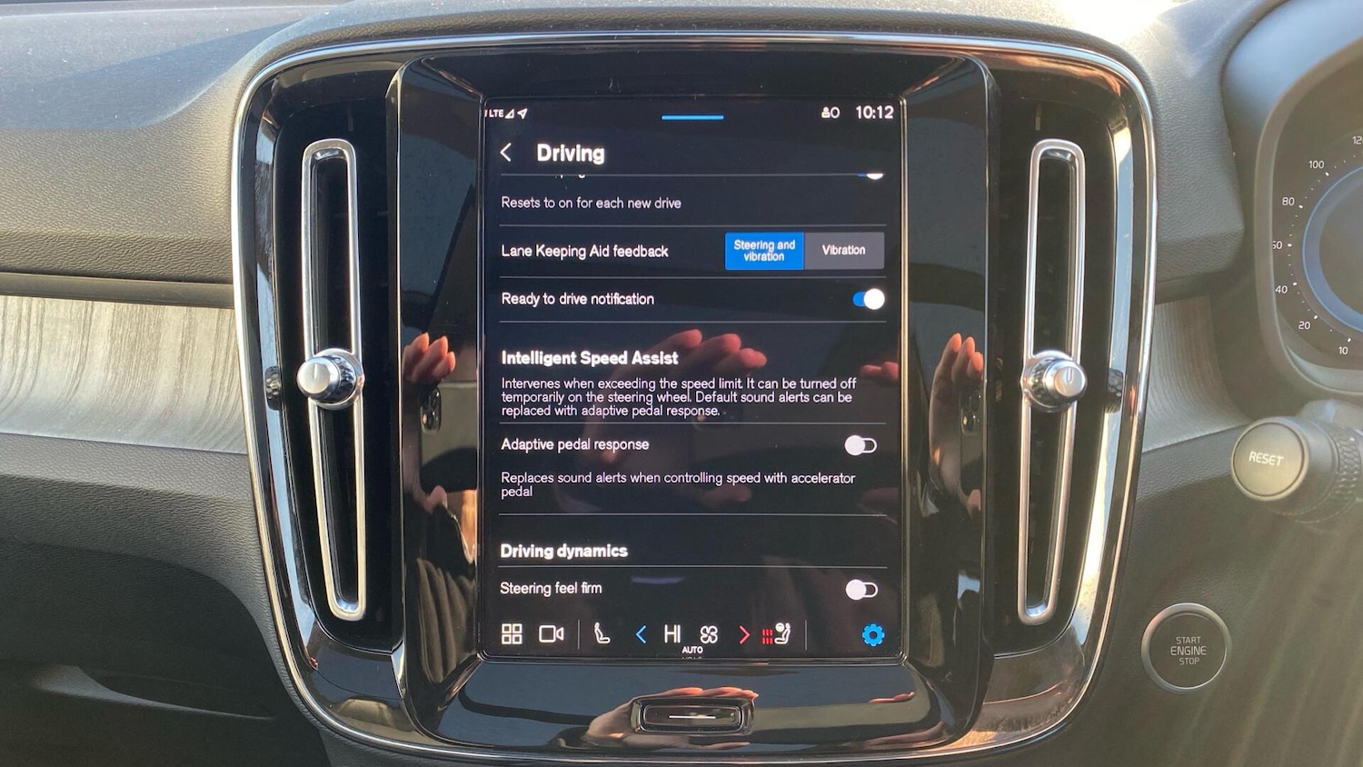 Used Volvo XC40 2024 for sale - 76753066: Photo 15