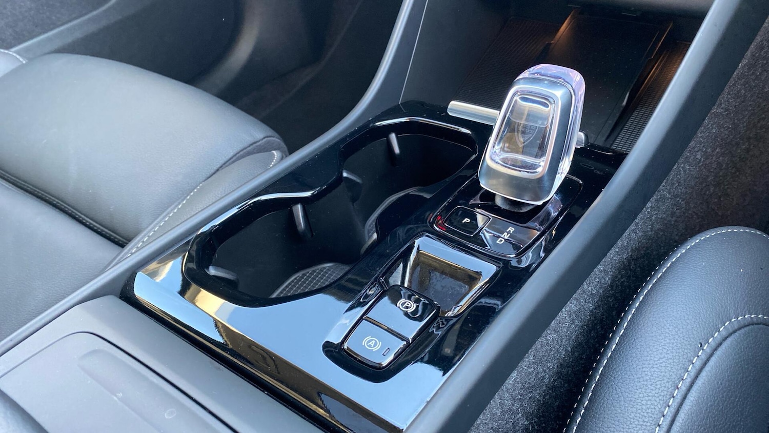 Used Volvo XC40 2024 for sale - 76753066: Photo 26