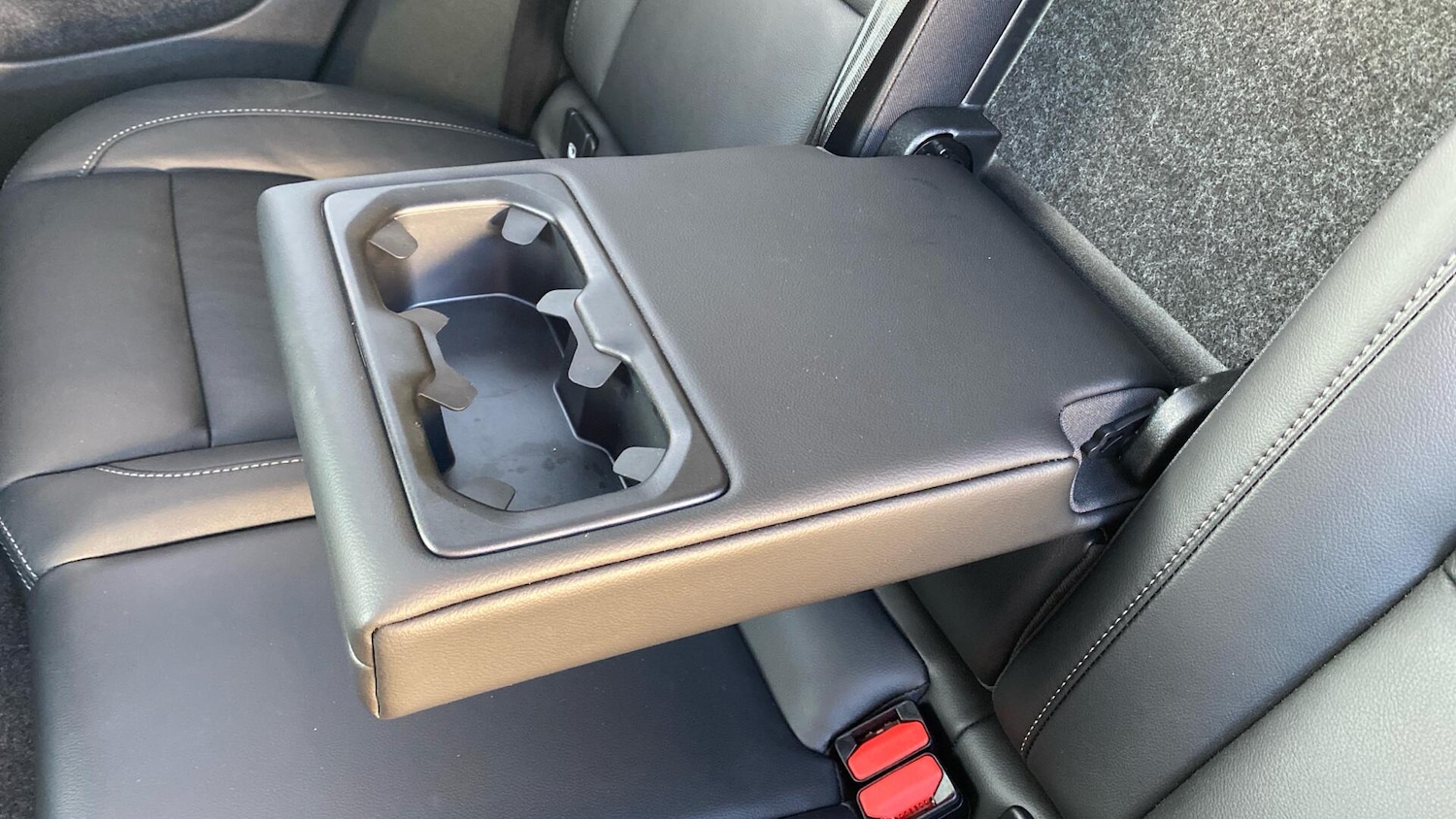 Used Volvo XC40 2024 for sale - 76753066: Photo 34