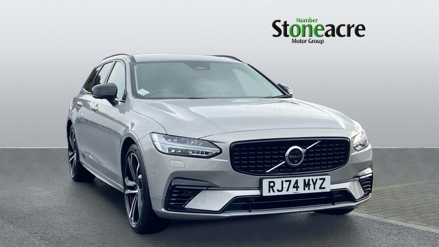 Used Volvo V90 2024 for sale - 76337209: Photo 1