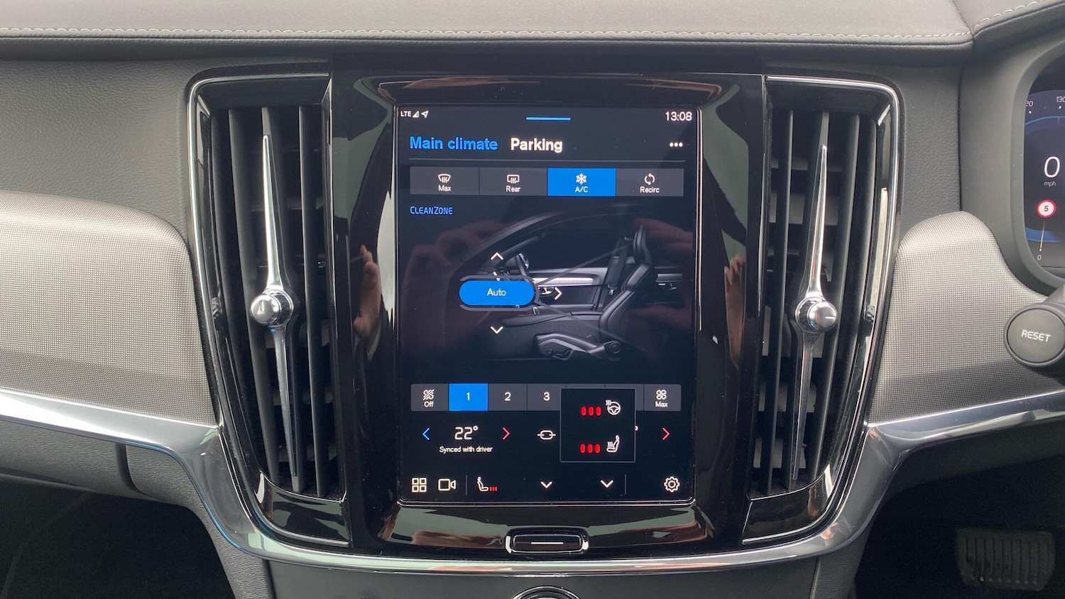 Used Volvo V90 2024 for sale - 76337209: Photo 20