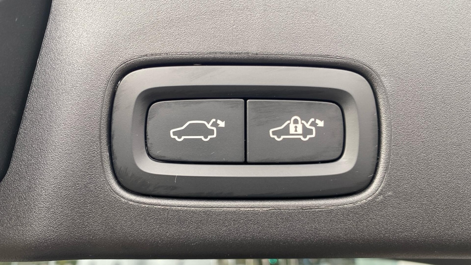Used Volvo V90 2024 for sale - 76337209: Photo 36