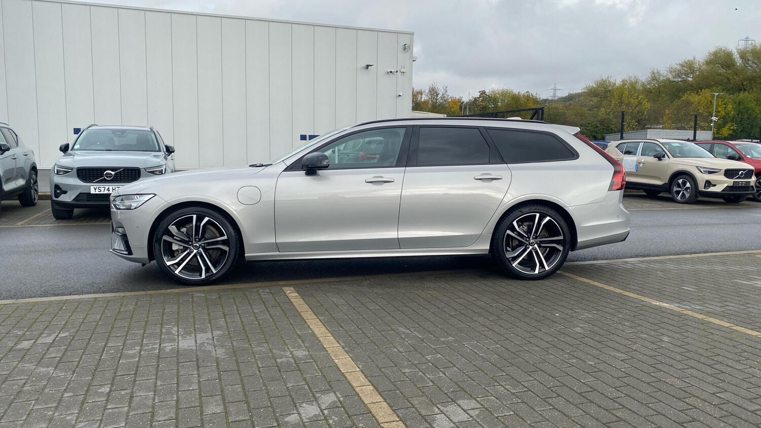 Used Volvo V90 2024 for sale - 76337209: Photo 38