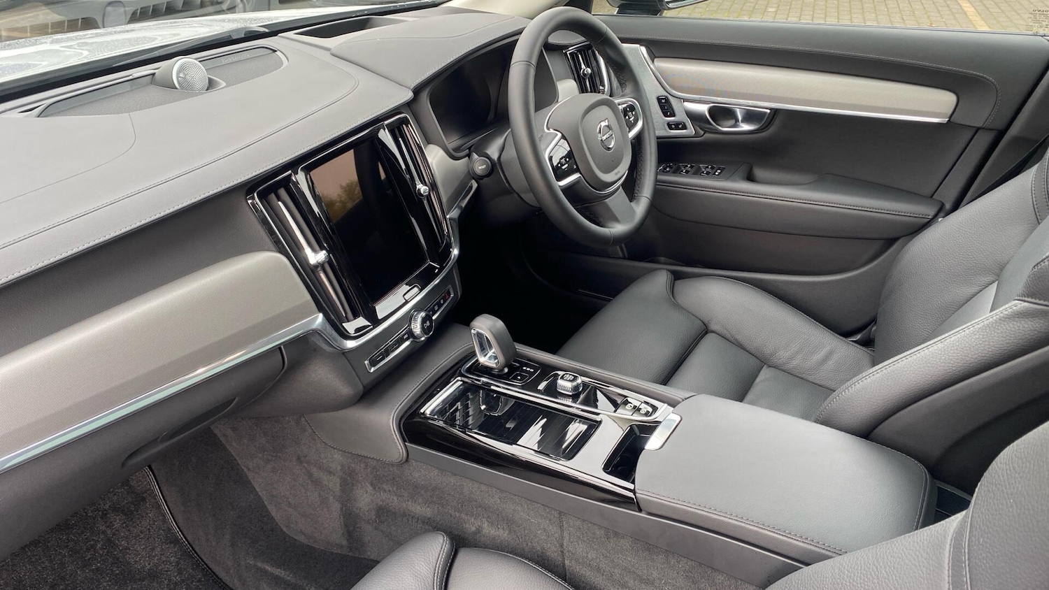 Used Volvo V90 2024 for sale - 76337209: Photo 41