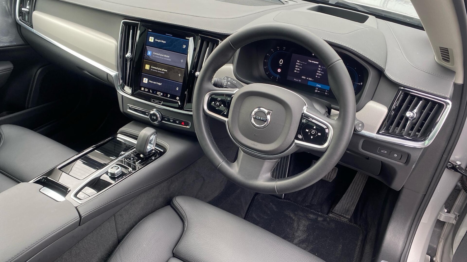Used Volvo V90 2024 for sale - 76337209: Photo 5