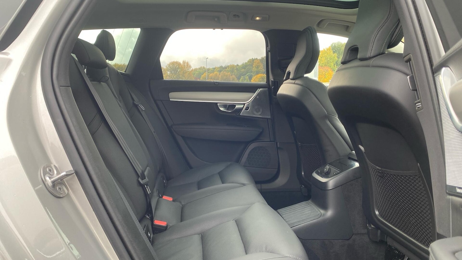 Used Volvo V90 2024 for sale - 76337209: Photo 7