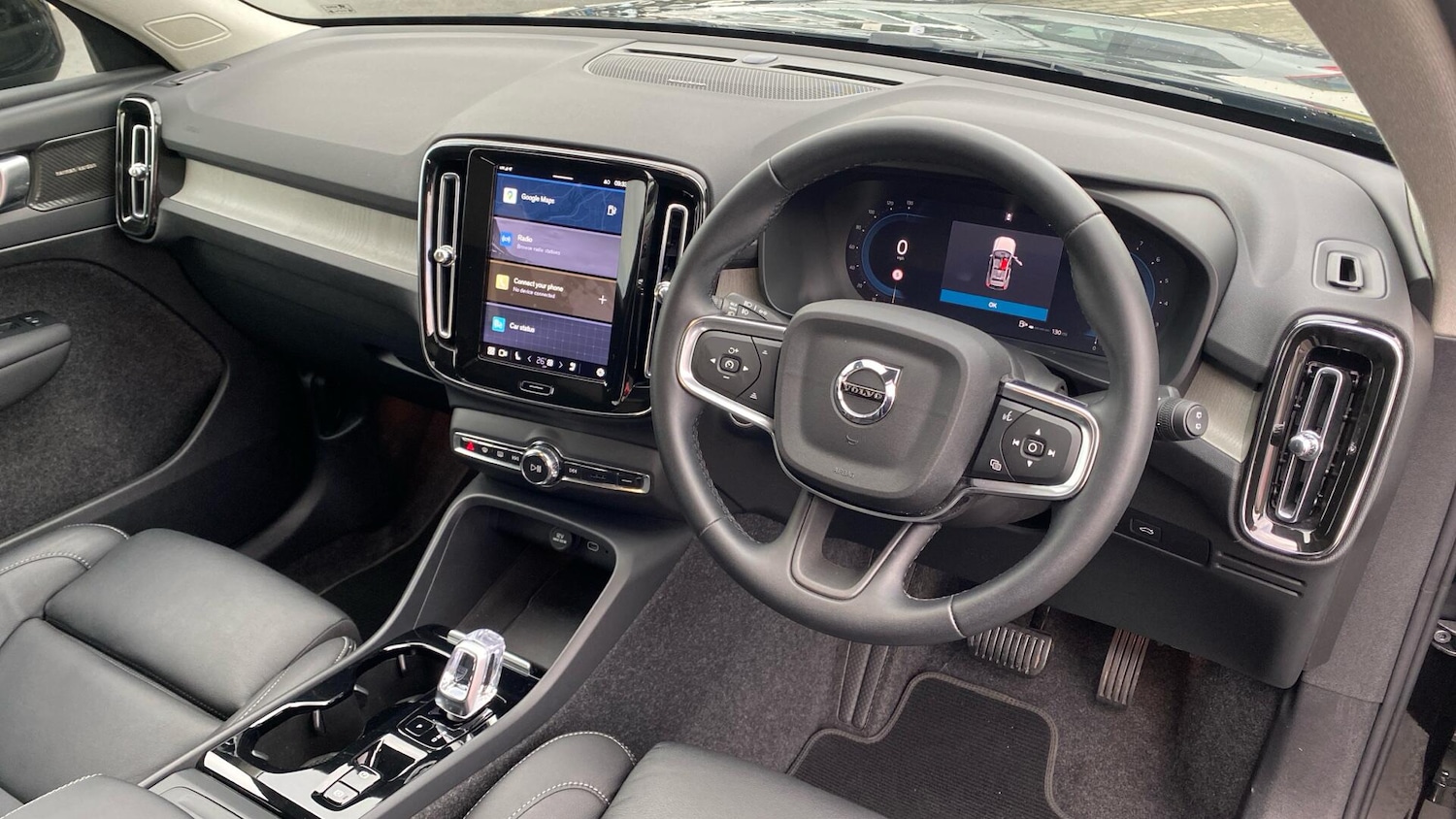 Used Volvo XC40 2024 for sale - 76337205: Photo 5