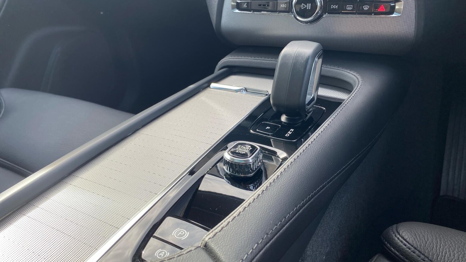 Used Volvo XC90 2023 for sale - 77695389: Photo 12