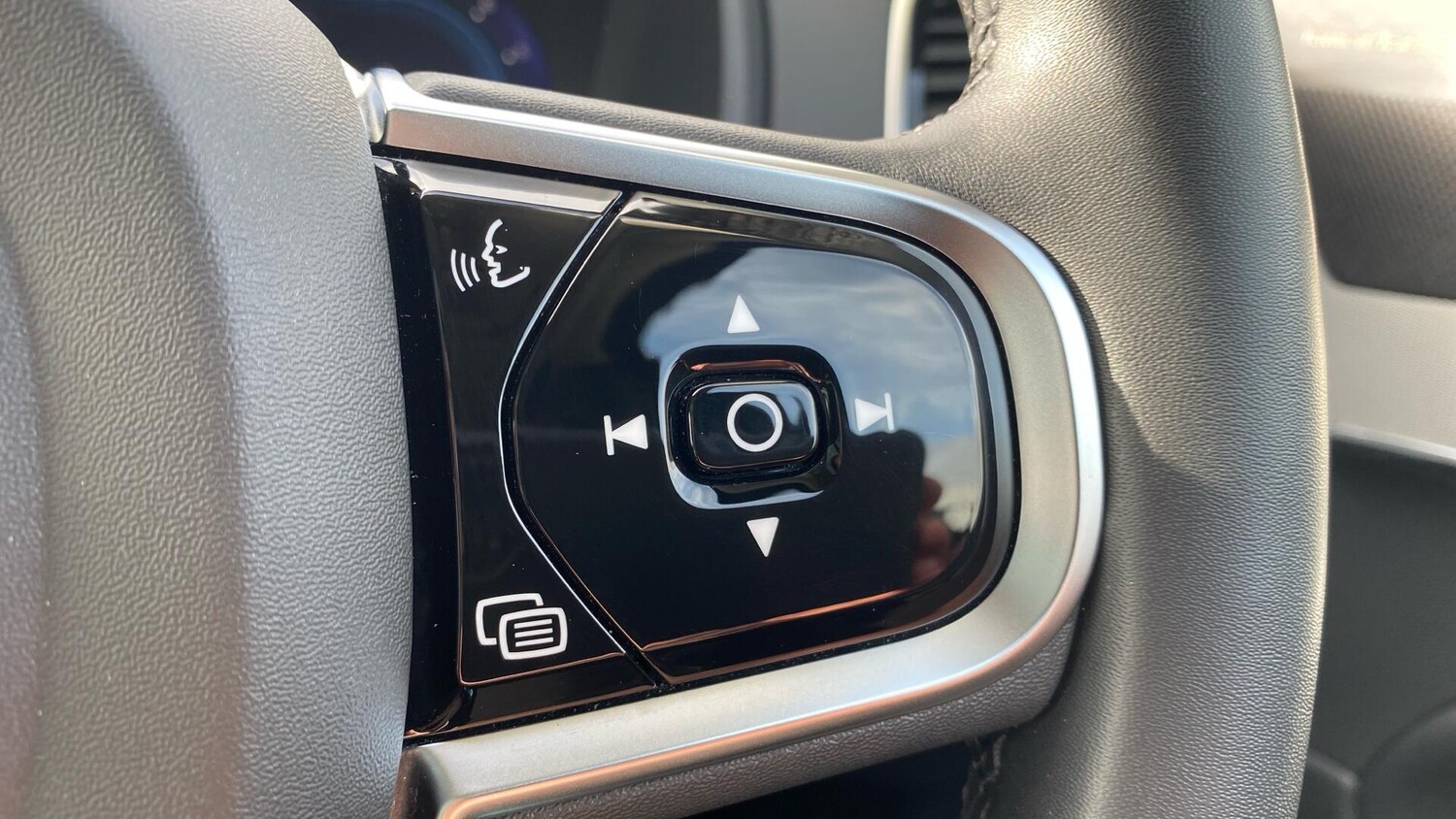 Used Volvo XC90 2023 for sale - 77695389: Photo 18