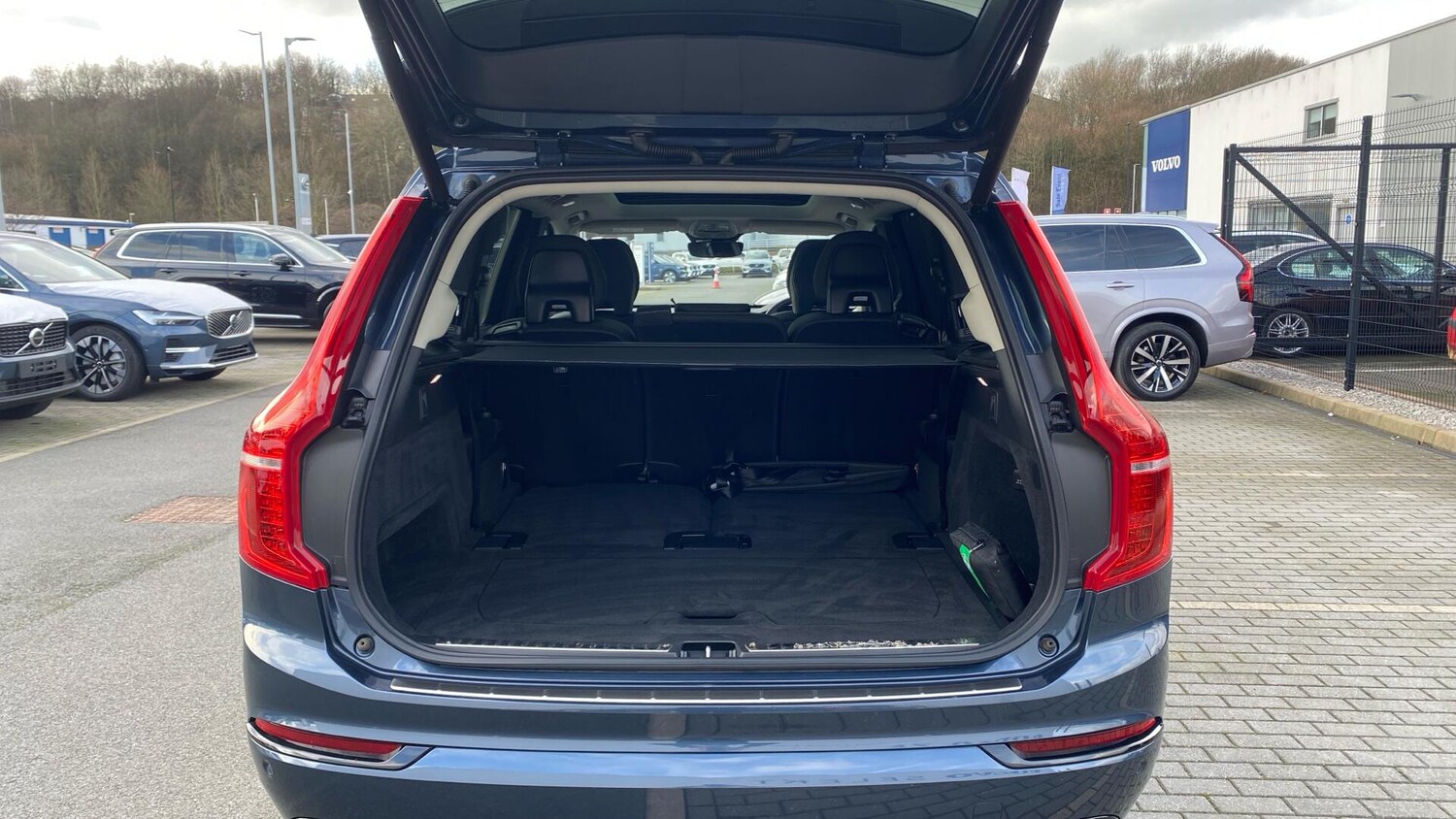 Used Volvo XC90 2023 for sale - 77695389: Photo 34